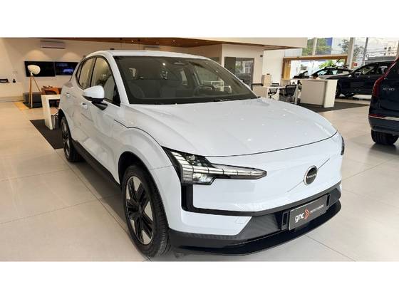 VOLVO EX30 51 KW ELÉTRICO CORE